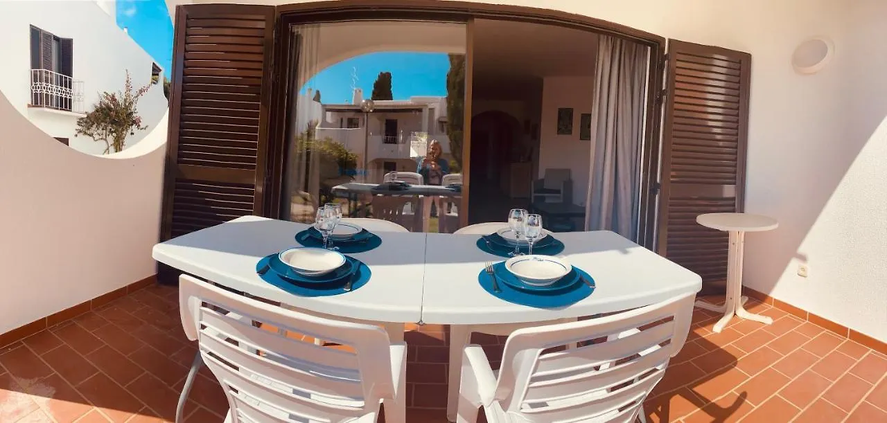 アパート Albufeira Sao Rafael Family Apartamentアパートメント